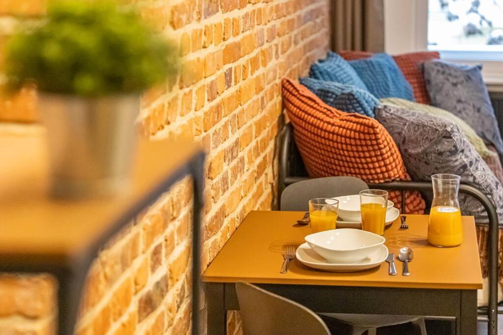 Ferienwohnung Kotlarska Snug Escape Breslau Exterior foto